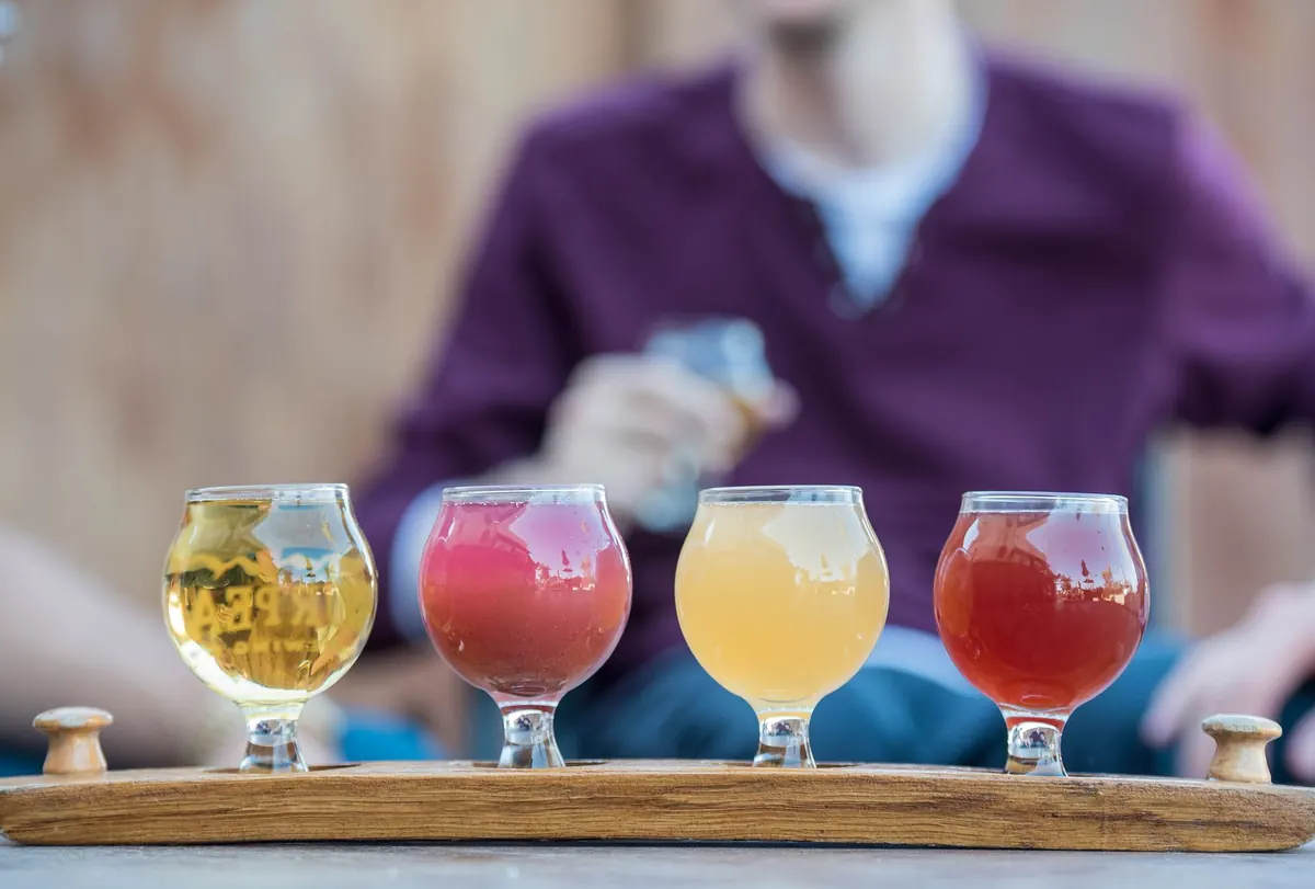 Brewery Taproom Etiquette: A Beginner's Guide to Tastings and Tours